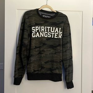 Spiritual Gangster varsity logo camo crew fleece sweater in medium (unisex)